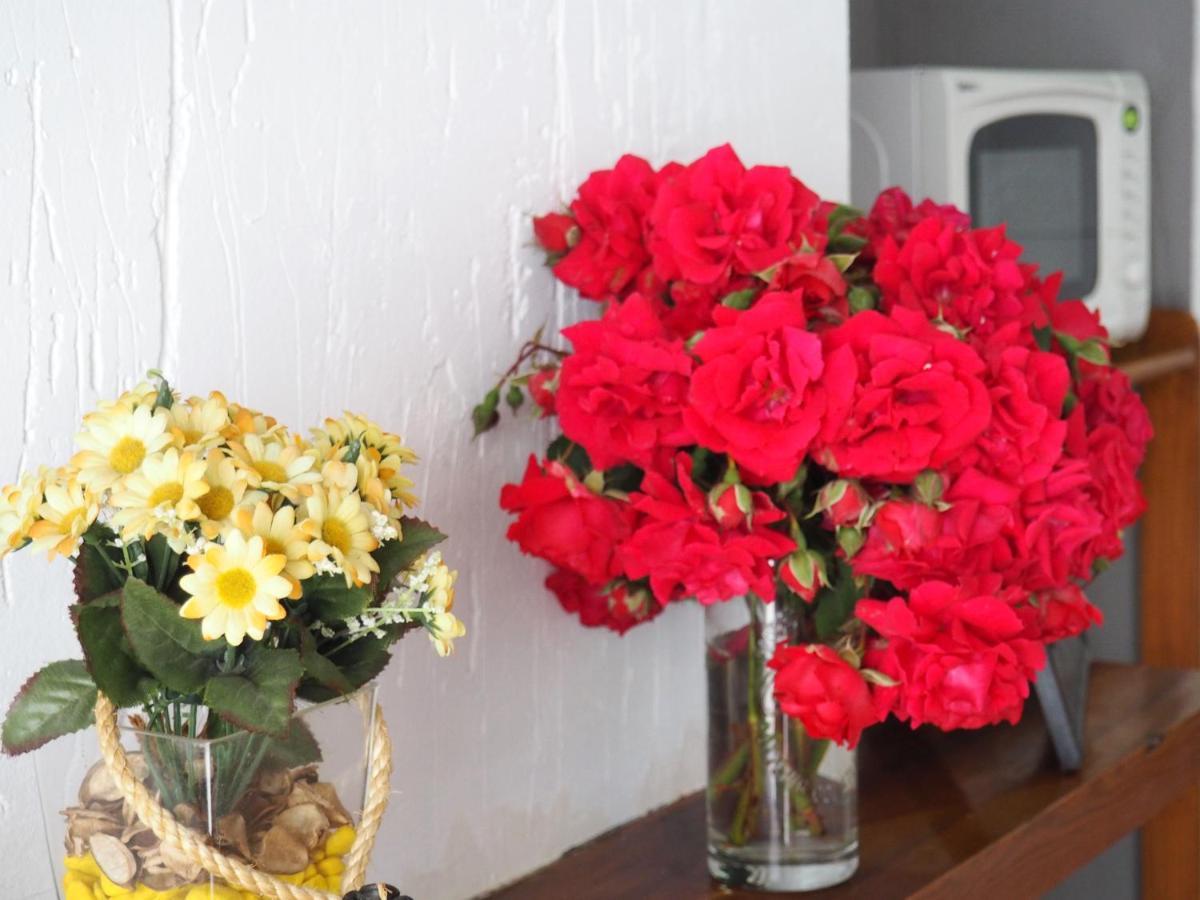 Casa De Nohales Guest House ภายนอก รูปภาพ