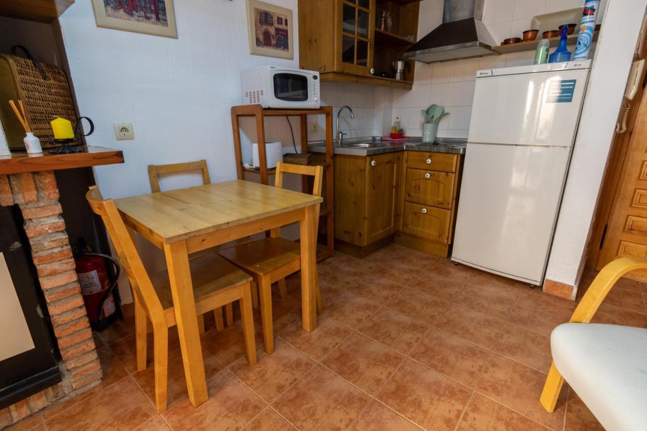 Casa De Nohales Guest House ภายนอก รูปภาพ