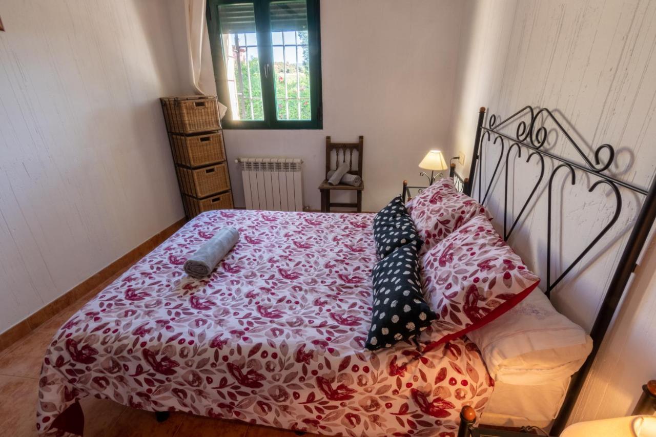 Casa De Nohales Guest House ภายนอก รูปภาพ