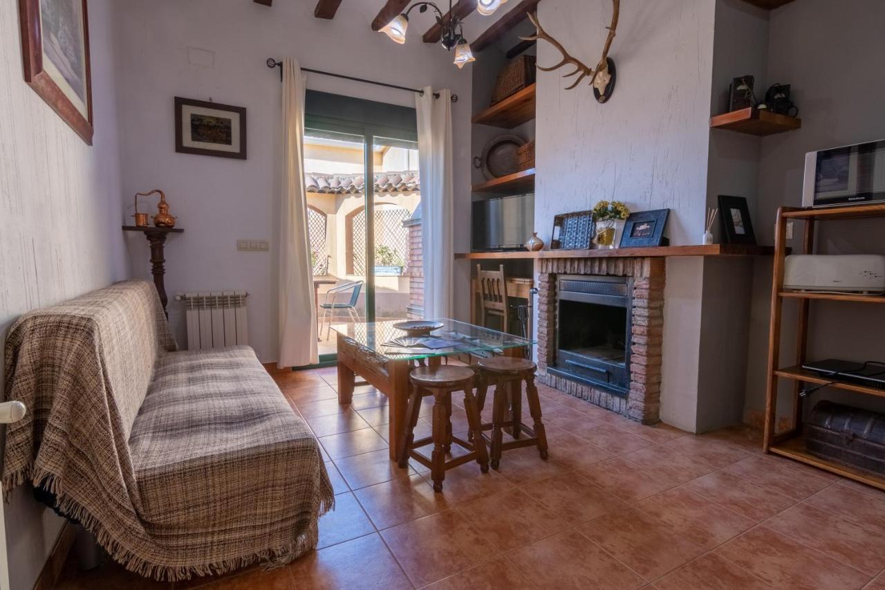 Casa De Nohales Guest House ภายนอก รูปภาพ