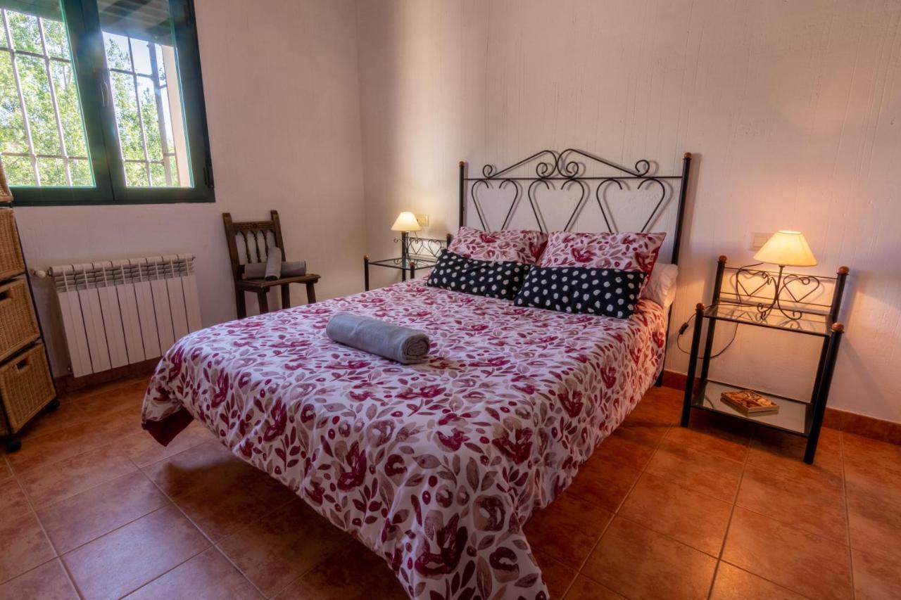 Casa De Nohales Guest House ภายนอก รูปภาพ